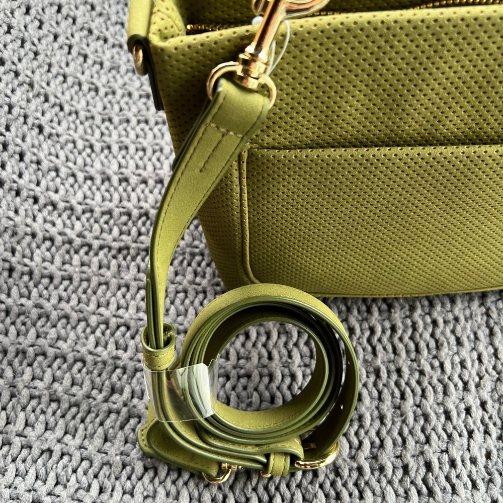 Universal thread Olive green crossbody - Picture 2 of 8